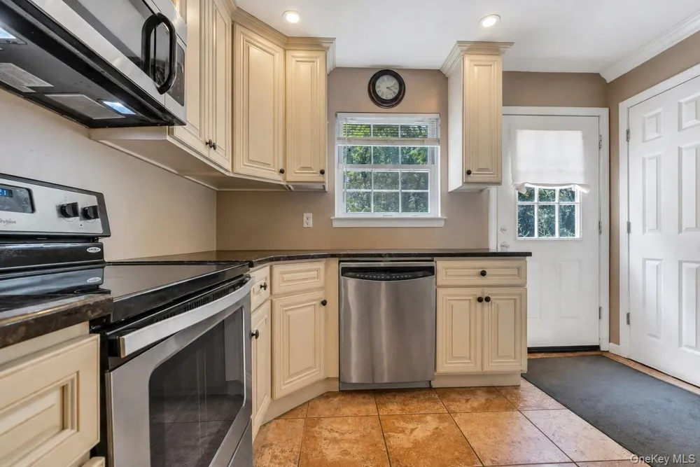 430 Yaphank Middle Island Road Yaphank, NY 11980