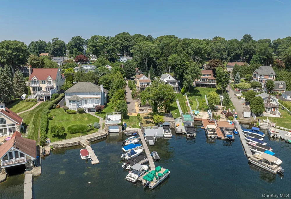 68 W Lake Boulevard Mahopac, NY 10541