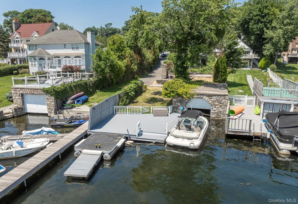 68 W Lake Boulevard Mahopac, NY 10541