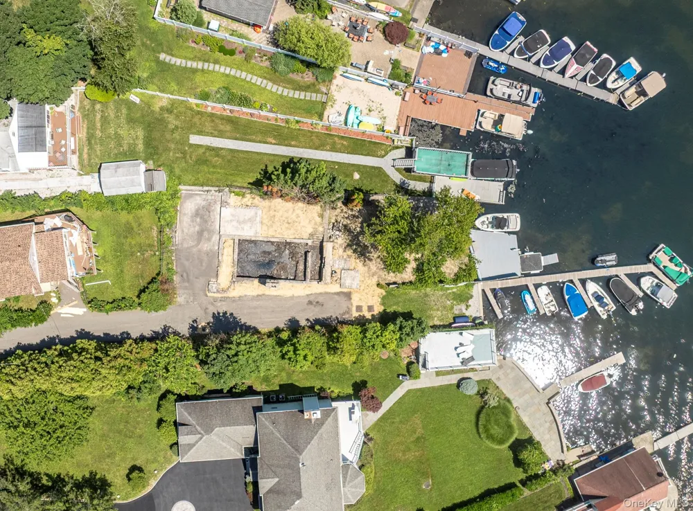 68 W Lake Boulevard Mahopac, NY 10541