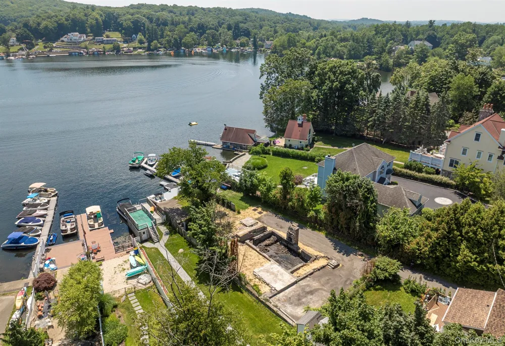 68 W Lake Boulevard Mahopac, NY 10541