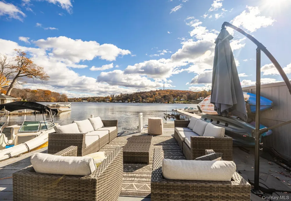 68 W Lake Boulevard Mahopac, NY 10541