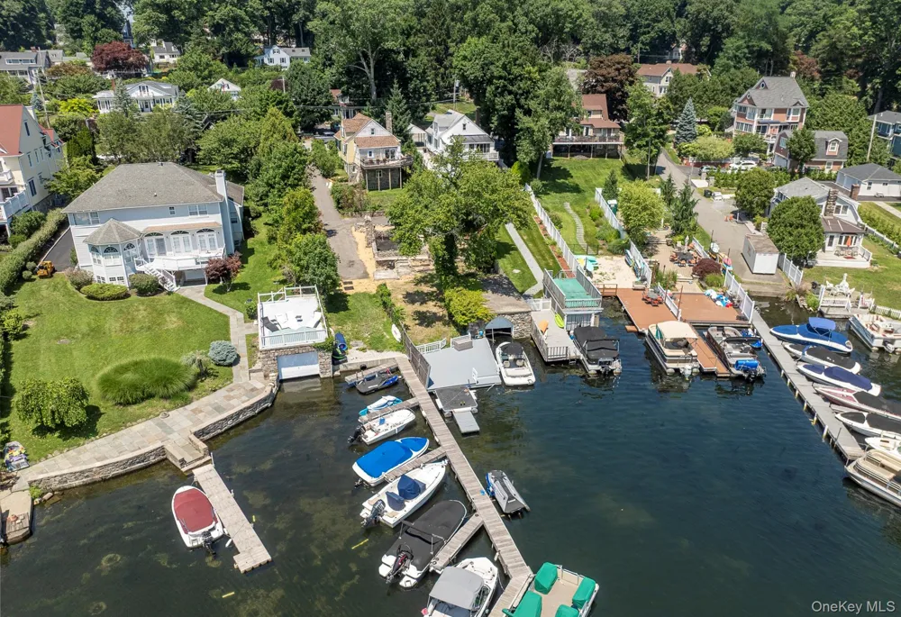 68 W Lake Boulevard Mahopac, NY 10541