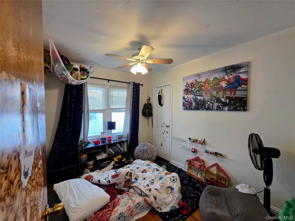 537 E Chester Street Long Beach, NY 11561