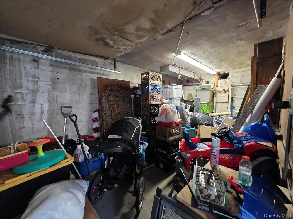 537 E Chester Street Long Beach, NY 11561
