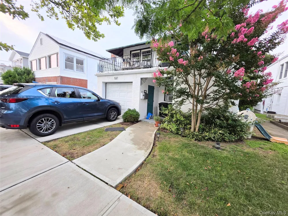 537 E Chester Street Long Beach, NY 11561