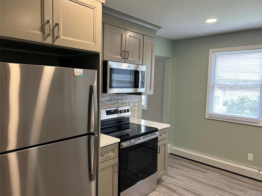 85 Ralph Avenue #2 Babylon, NY 11702