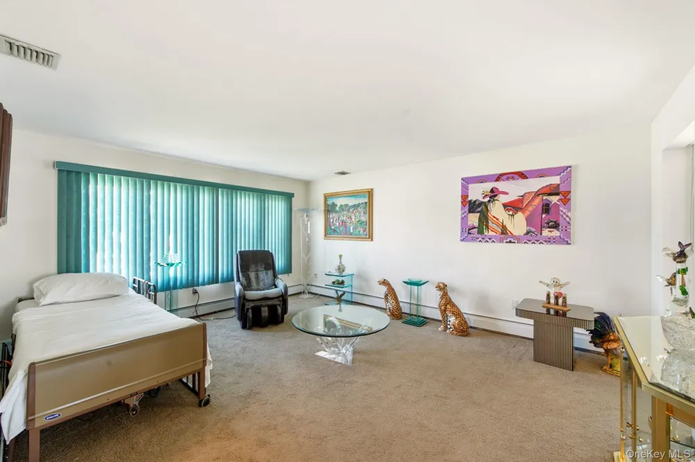 212 Shore Road Lindenhurst, NY 11757