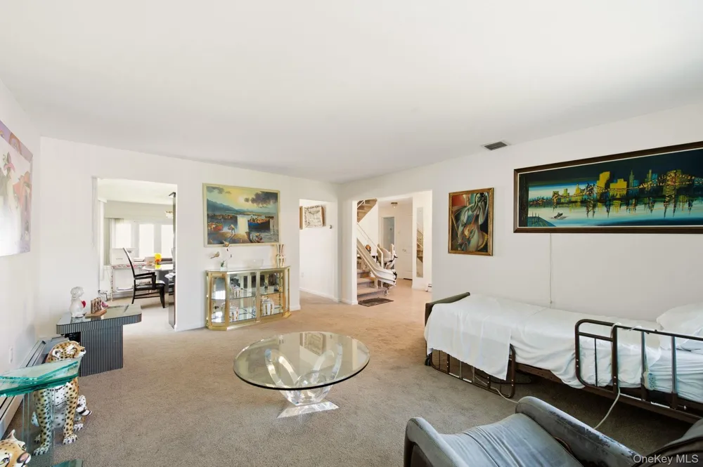 212 Shore Road Lindenhurst, NY 11757