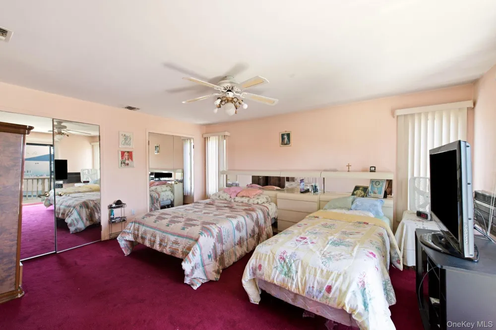 212 Shore Road Lindenhurst, NY 11757