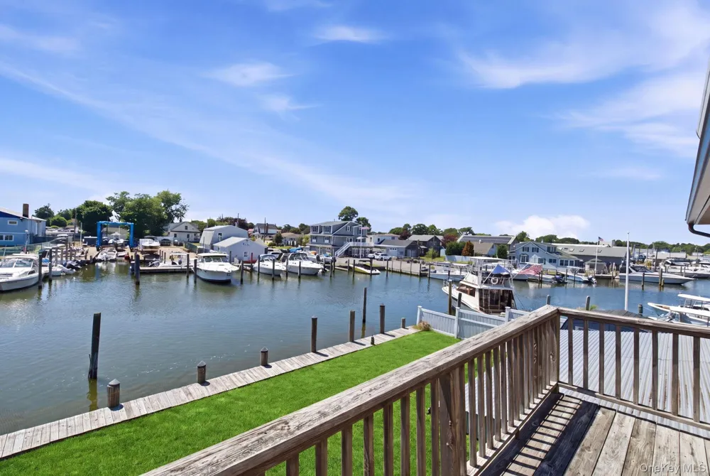 212 Shore Road Lindenhurst, NY 11757