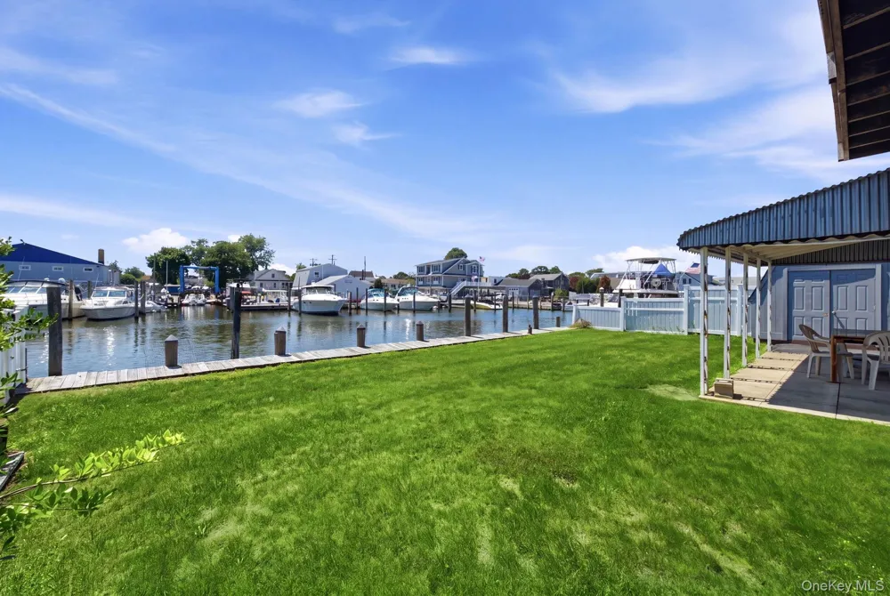 212 Shore Road Lindenhurst, NY 11757
