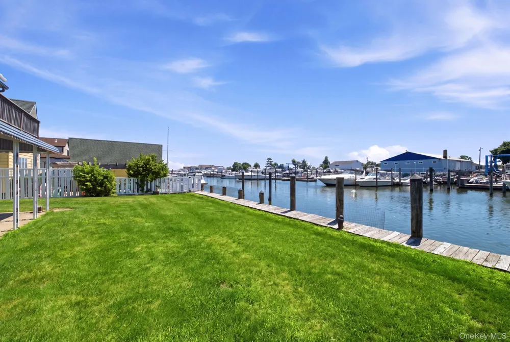 212 Shore Road Lindenhurst, NY 11757