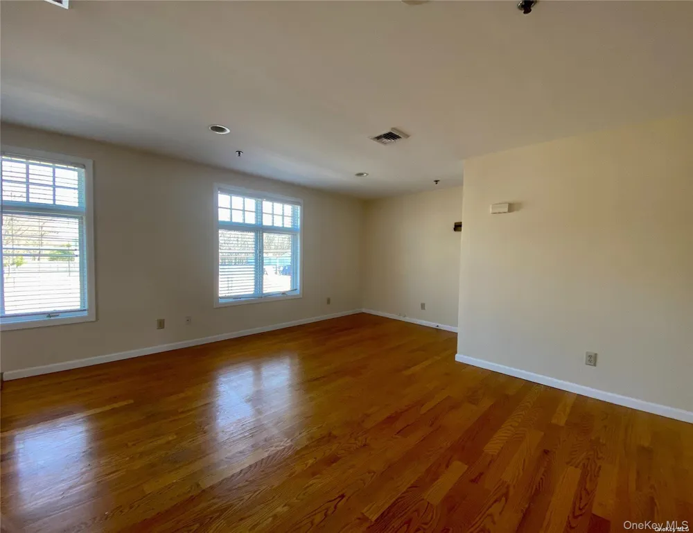 259 Glen Cove Avenue #255 Sea Cliff, NY 11579