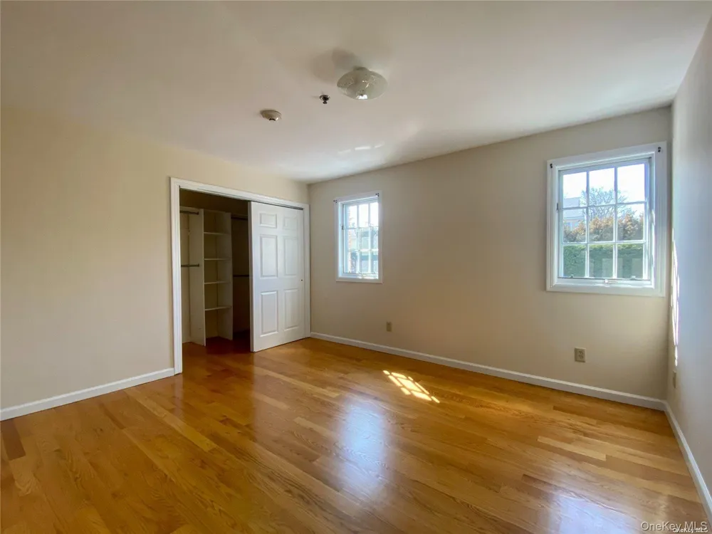 259 Glen Cove Avenue #255 Sea Cliff, NY 11579