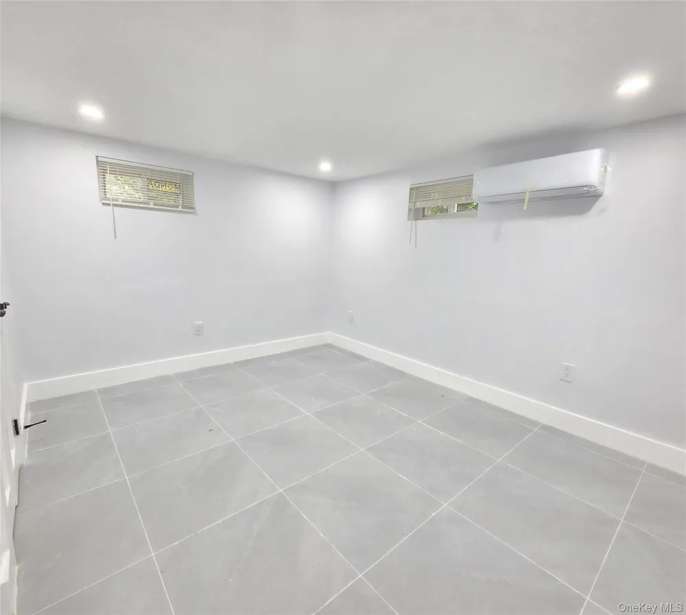 21624 132nd Avenue Jamaica, NY 11413