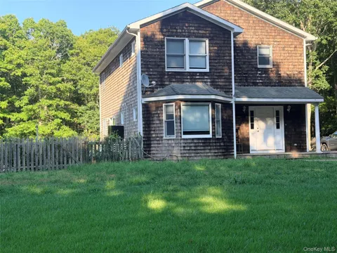 484 Magee Street