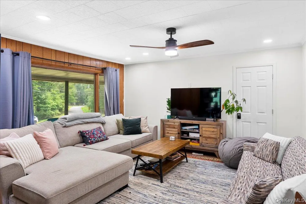 24 Alpine Drive Cairo, NY 12473