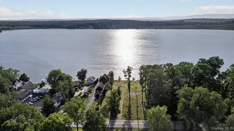 355 Lakeside Road