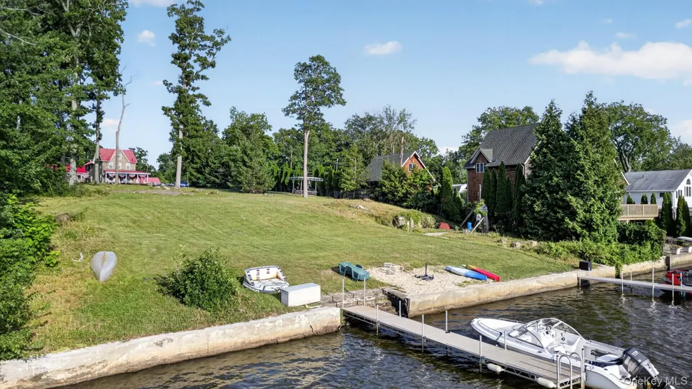 355 Lakeside Road Newburgh, NY 12550