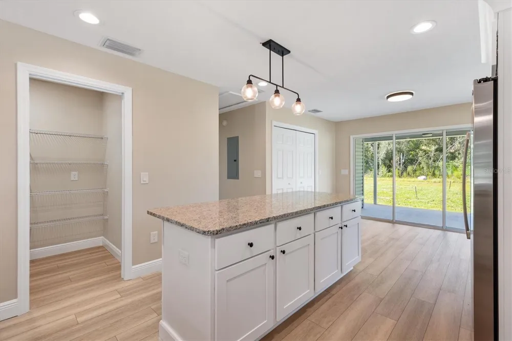 533 E ANDERSON AVENUE Bushnell, FL 33513