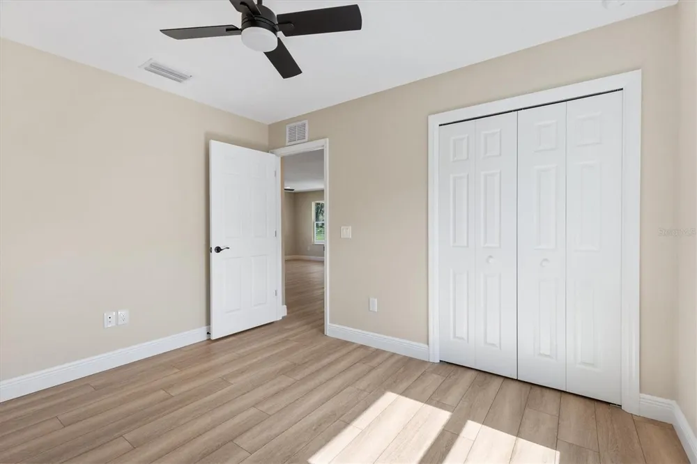 533 E ANDERSON AVENUE Bushnell, FL 33513