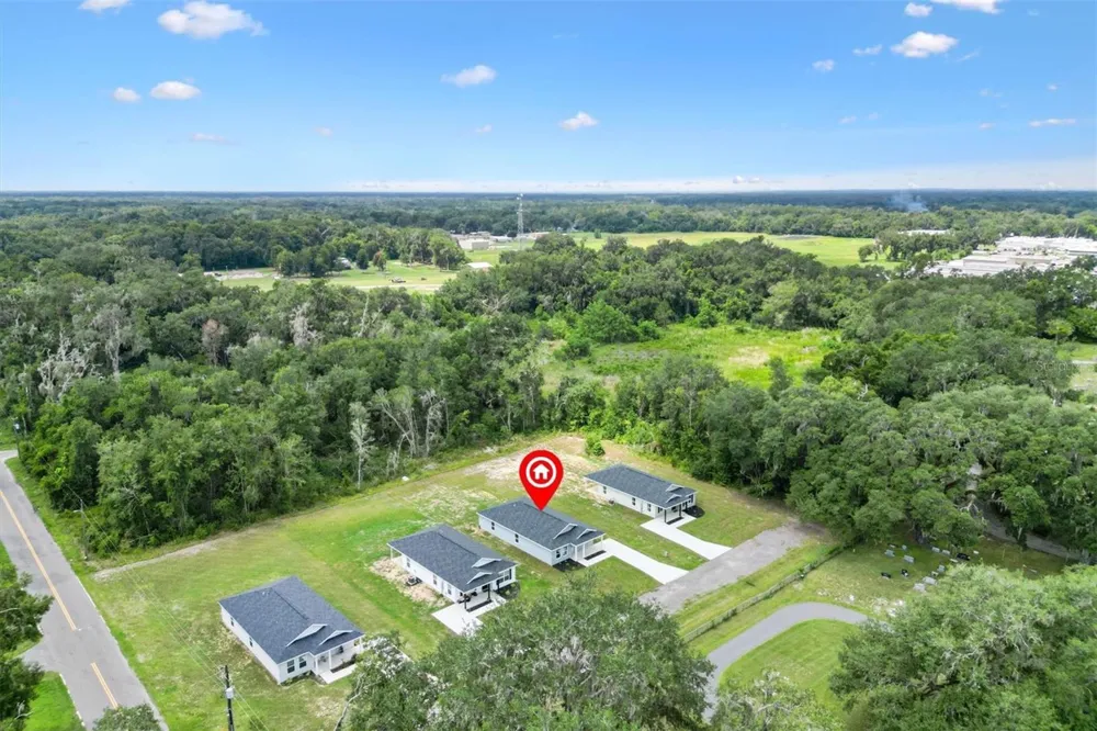 533 E ANDERSON AVENUE Bushnell, FL 33513