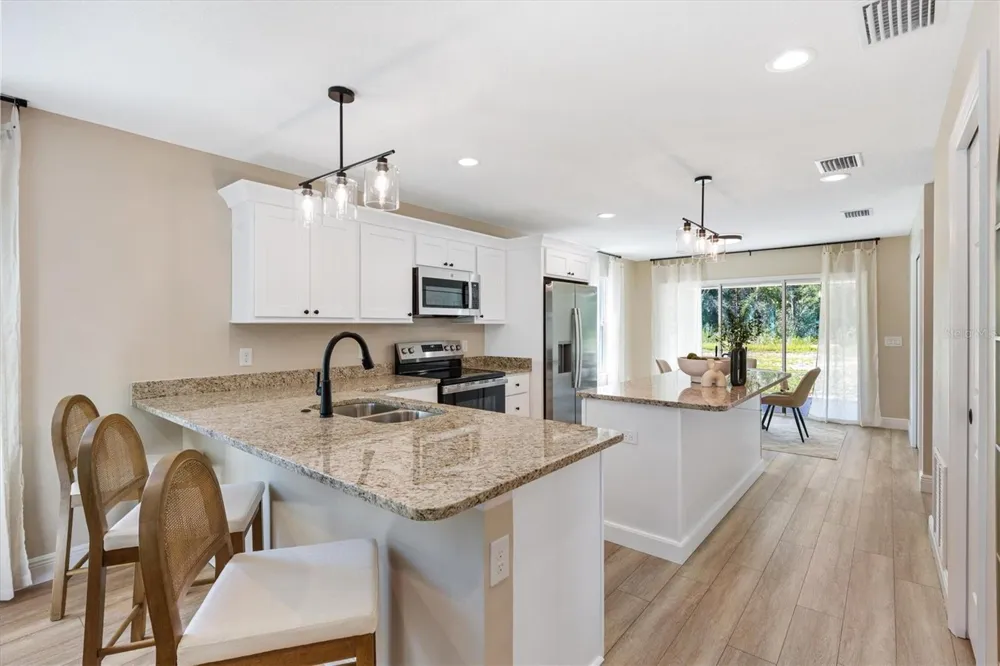 515 E ANDERSON AVENUE Bushnell, FL 33513