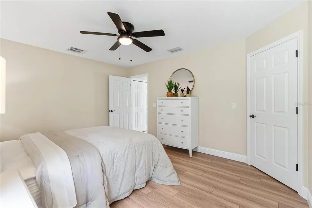 515 E ANDERSON AVENUE Bushnell, FL 33513