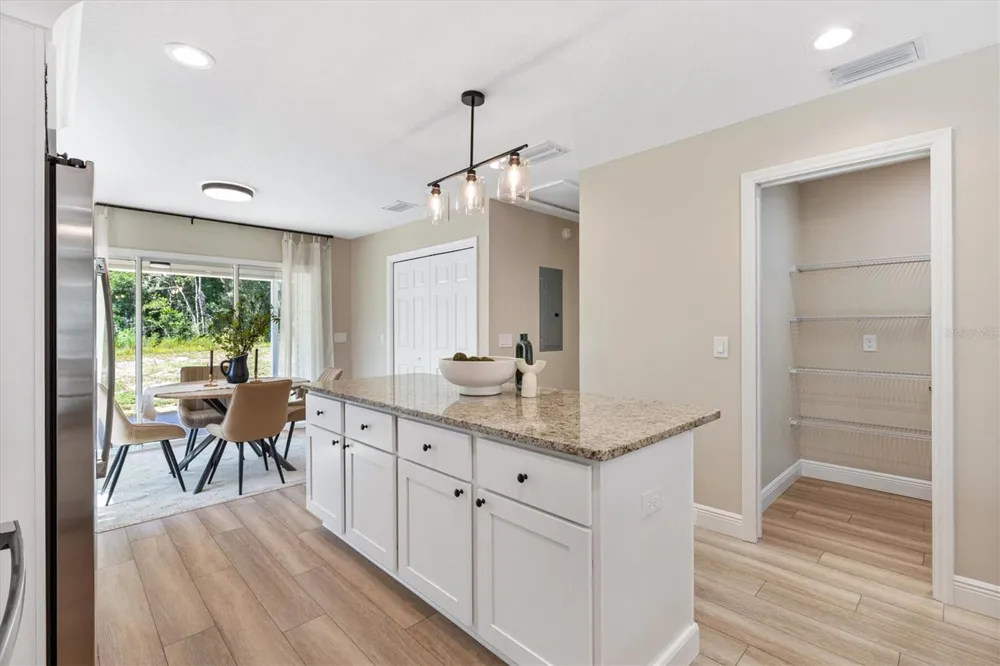 515 E ANDERSON AVENUE Bushnell, FL 33513