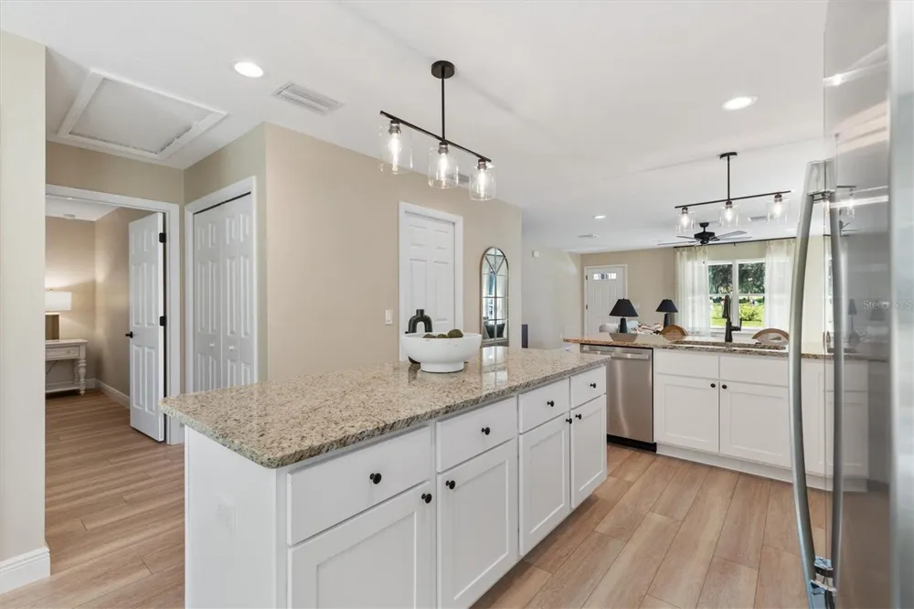 515 E ANDERSON AVENUE Bushnell, FL 33513