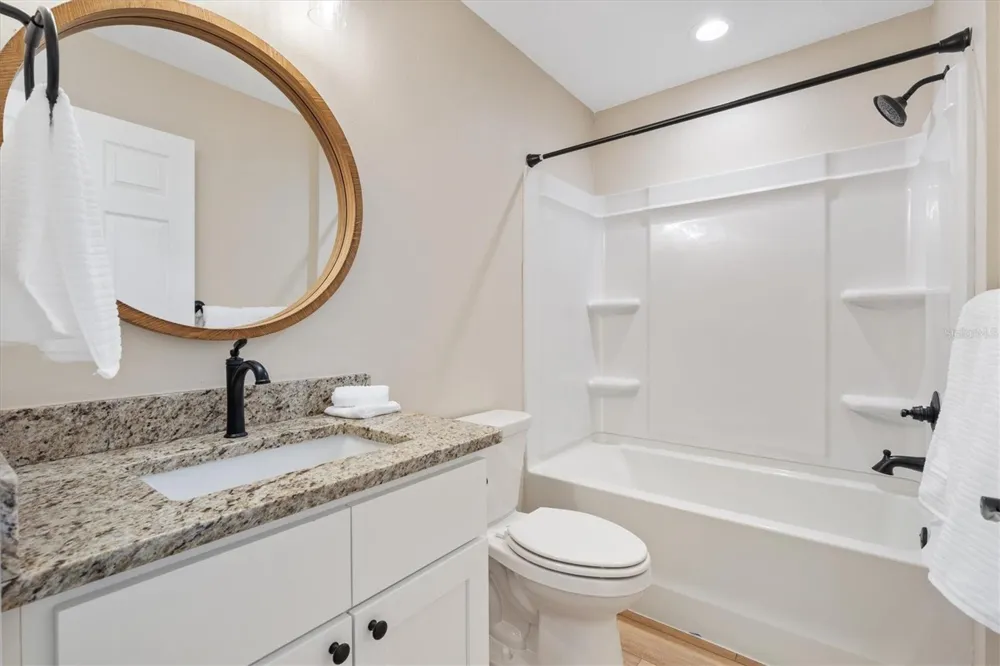 515 E ANDERSON AVENUE Bushnell, FL 33513