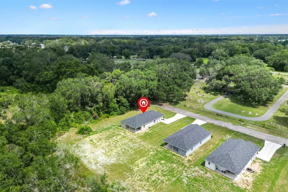 515 E ANDERSON AVENUE Bushnell, FL 33513