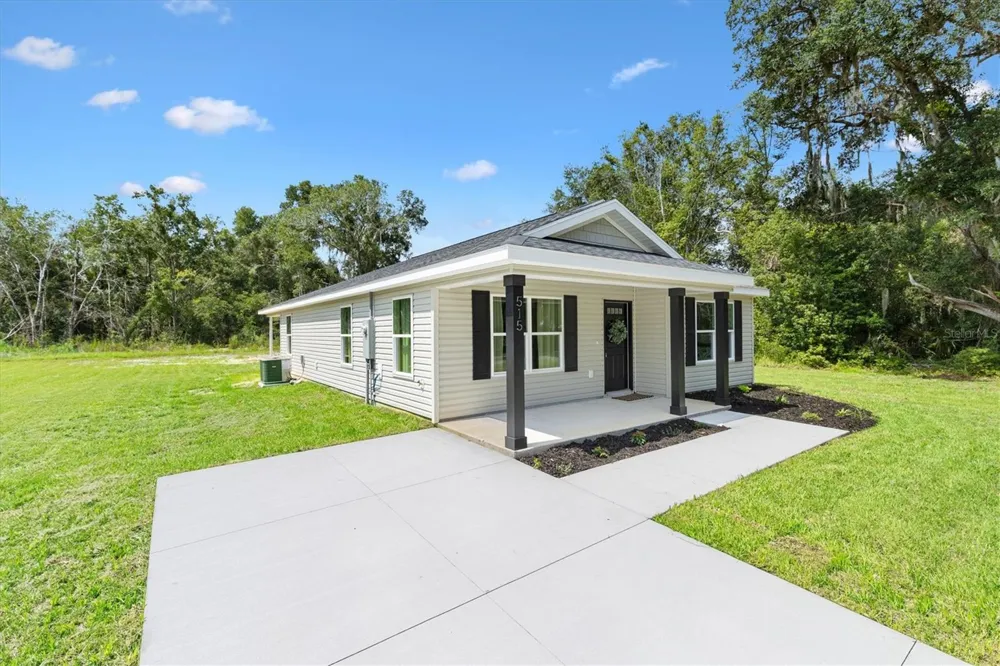 515 E ANDERSON AVENUE Bushnell, FL 33513