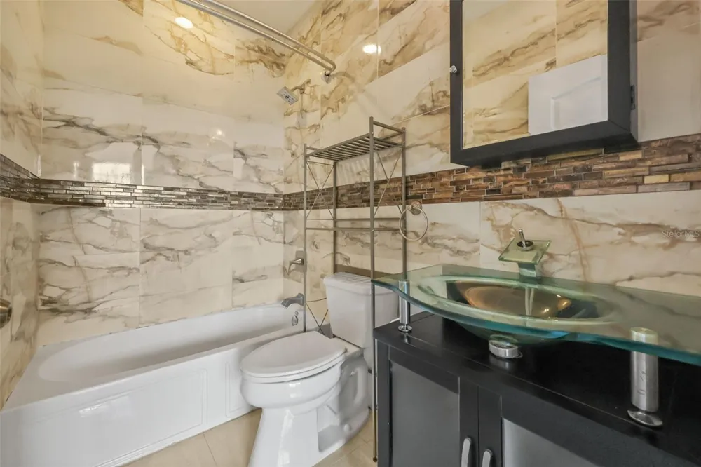17112 GUILFORD COURT Orlando, FL 32820
