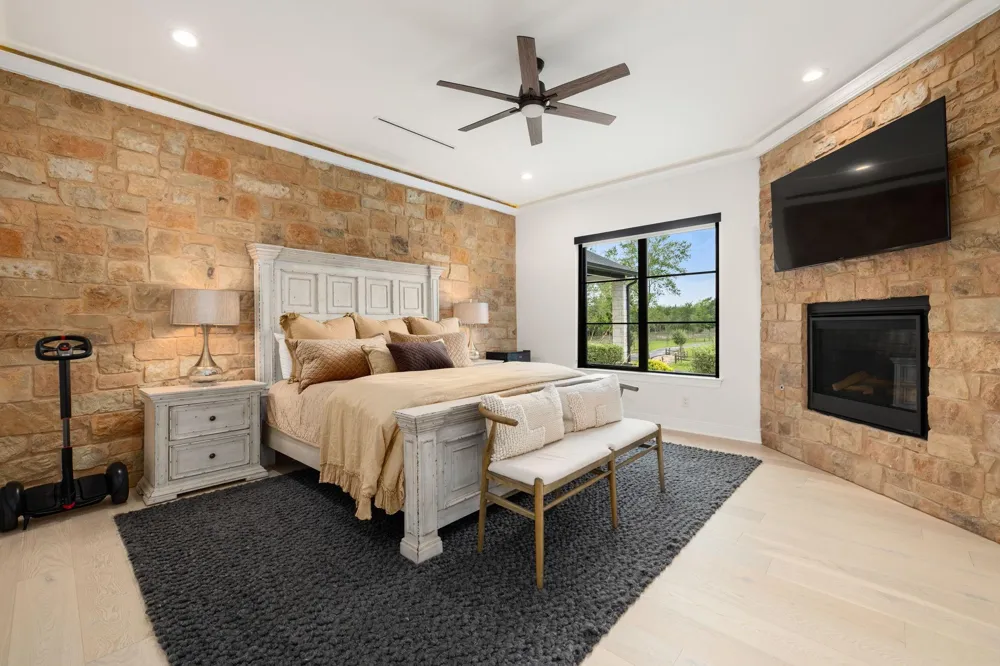 1100 Felder Road Washington, TX 77880