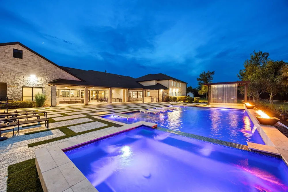 1100 Felder Road Washington, TX 77880