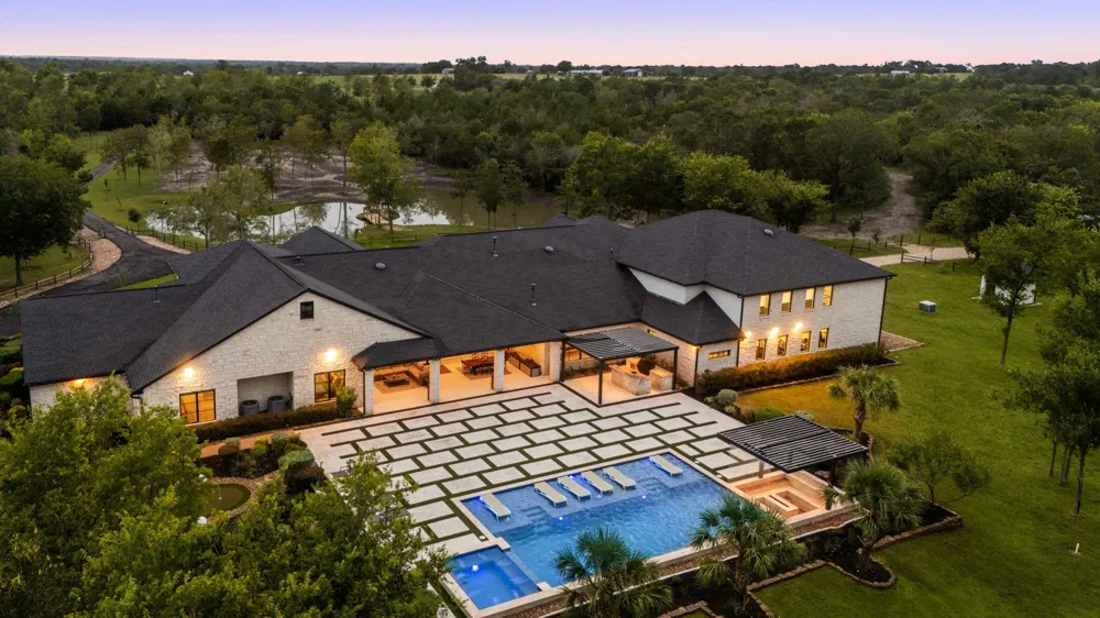 1100 Felder Road Washington, TX 77880