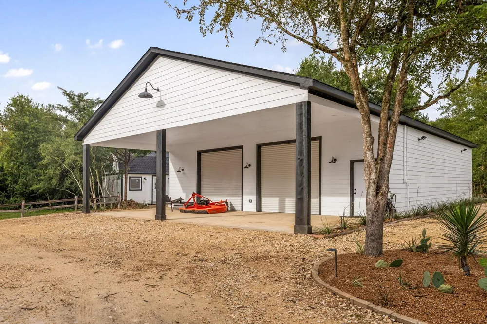 1100 Felder Road Washington, TX 77880