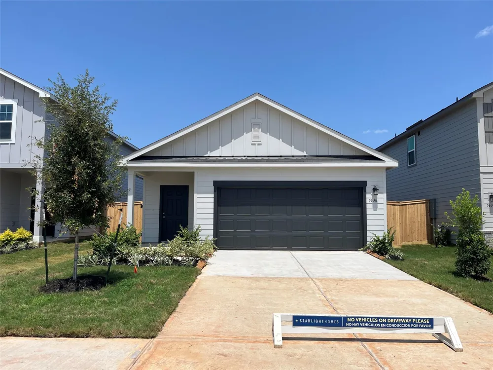 5638 Shelford Birch Street Cut And Shoot, TX 77303