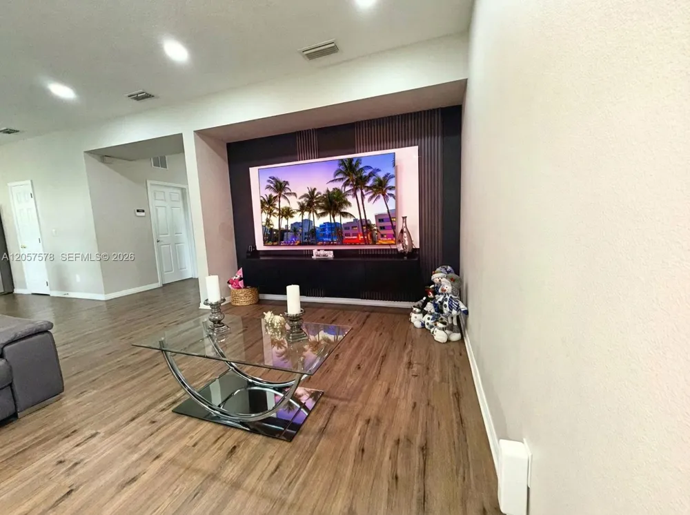 233 Aldridge Ln Davenport, FL 33897