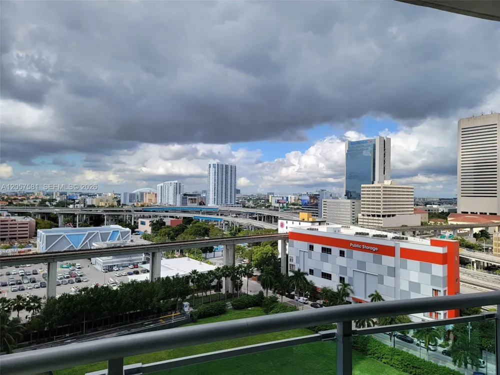 350 S Miami Ave #1515 Miami, FL 33130