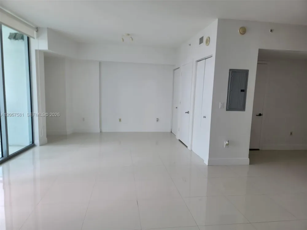 350 S Miami Ave #1515 Miami, FL 33130