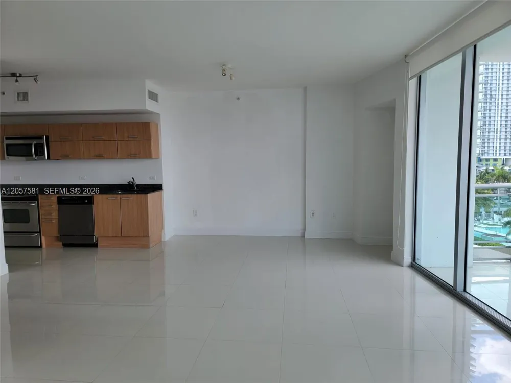 350 S Miami Ave #1515 Miami, FL 33130