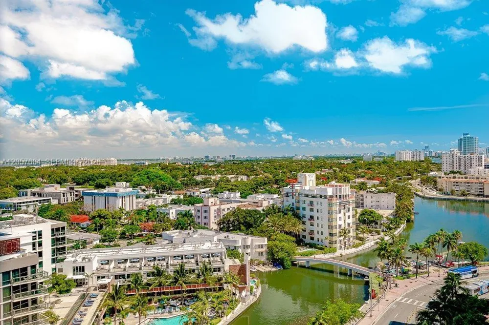 2301 Collins Ave #1528 Miami Beach, FL 33139