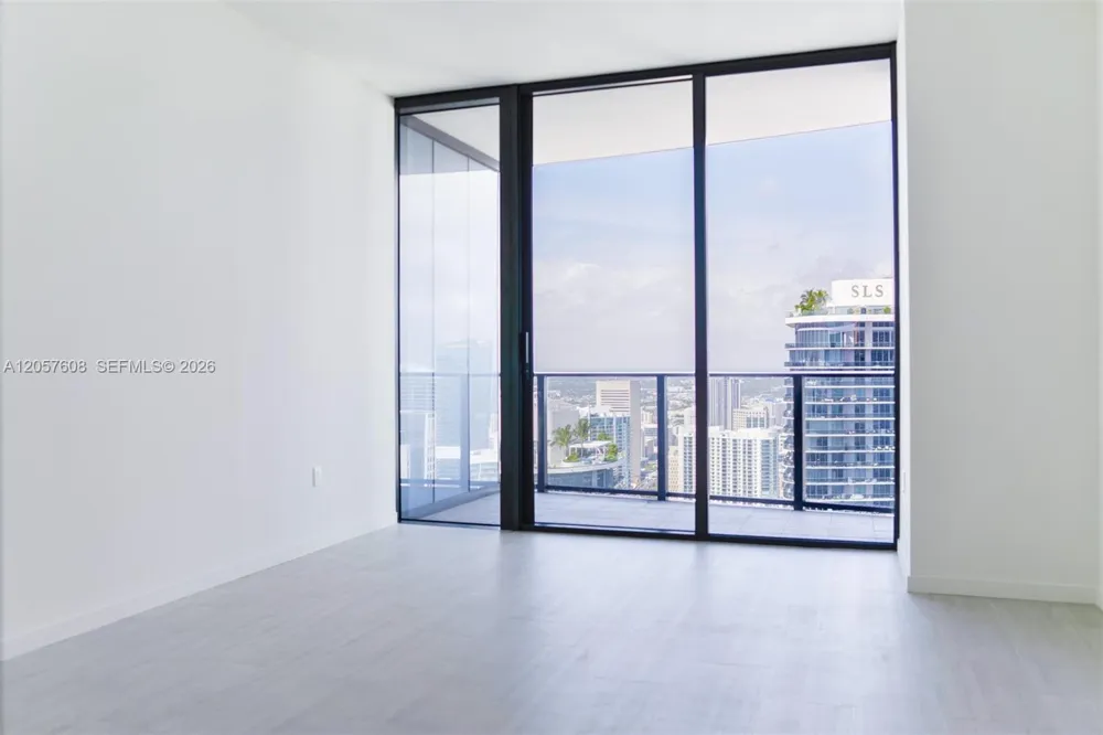 1000 Brickell Plaza #PH5907 Miami, FL 33131
