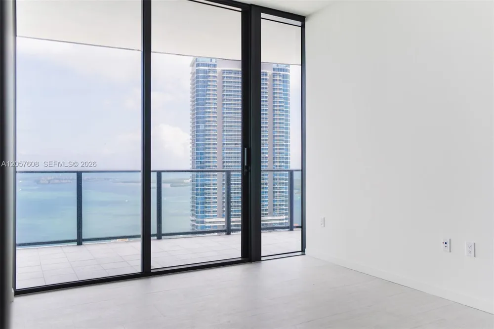 1000 Brickell Plaza #PH5907 Miami, FL 33131