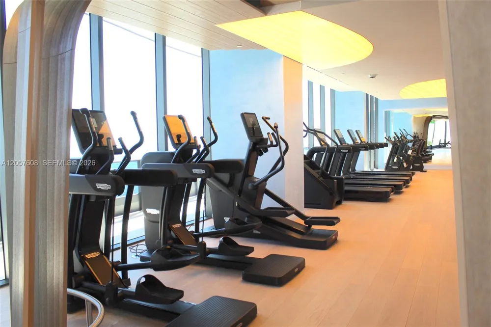 1000 Brickell Plaza #PH5907 Miami, FL 33131
