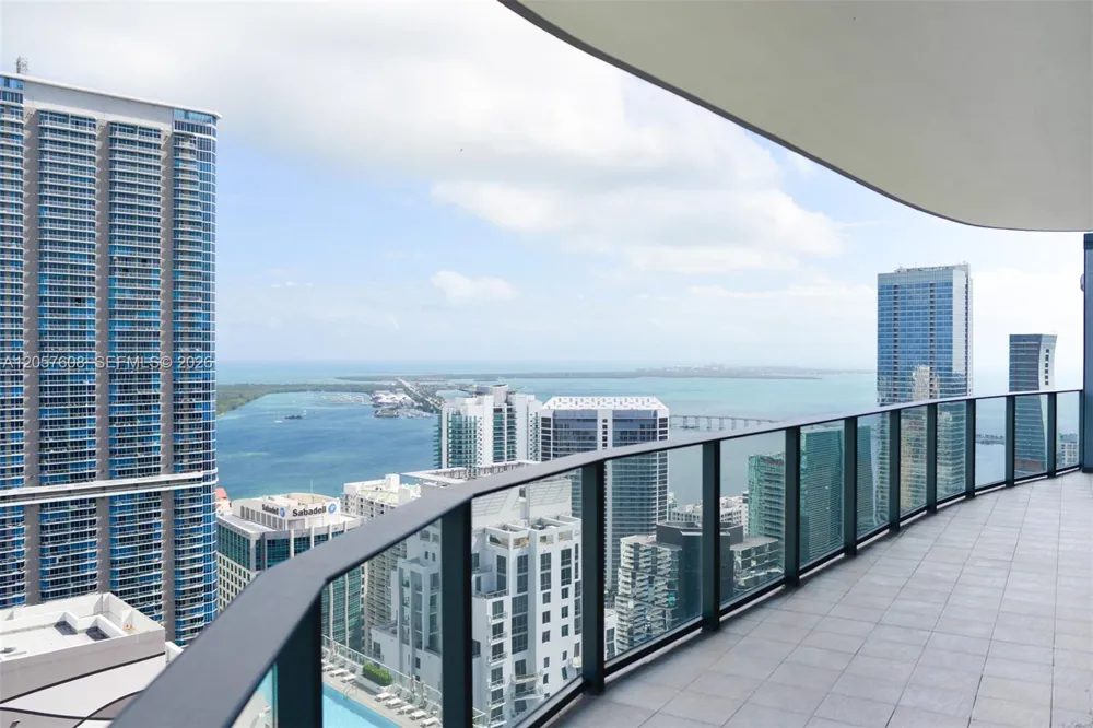 1000 Brickell Plaza #PH5907 Miami, FL 33131