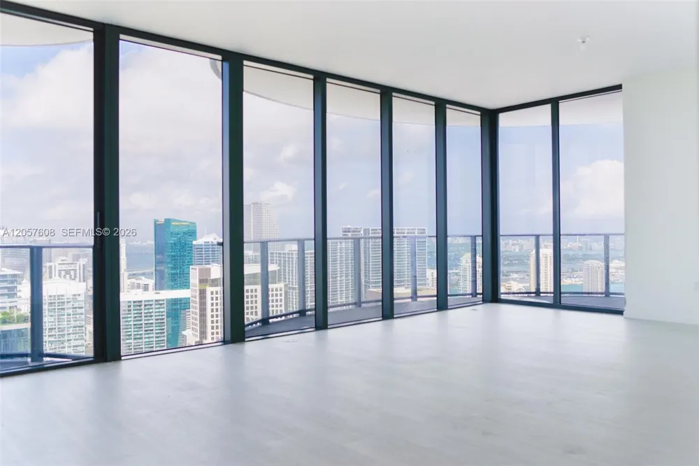 1000 Brickell Plaza #PH5907 Miami, FL 33131
